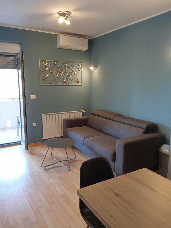 Apartment Laura Пула Екстер'єр фото